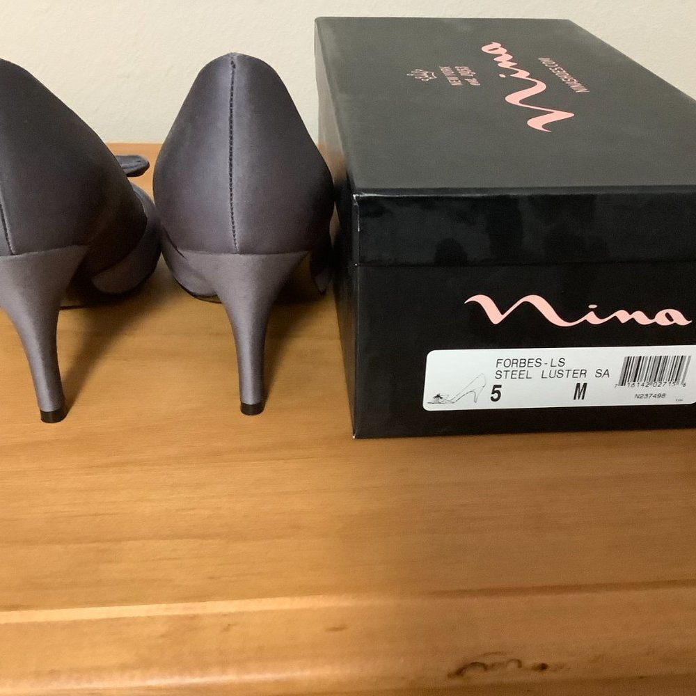 Nina Forbes Satin Peep Toe Shoes, Steel Luster, Size 5 - Picture 5 of 8